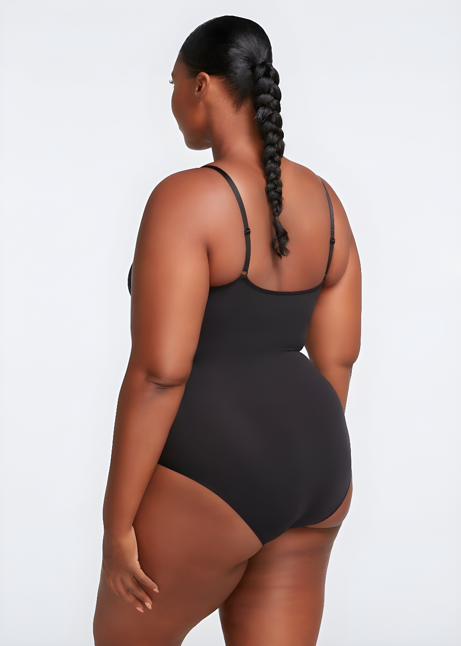 Seamless bodysuit for flawless elegance